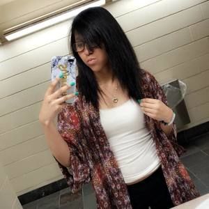 Meet your Posher, Alisha